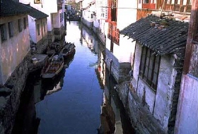 evening in Zhouzhuang